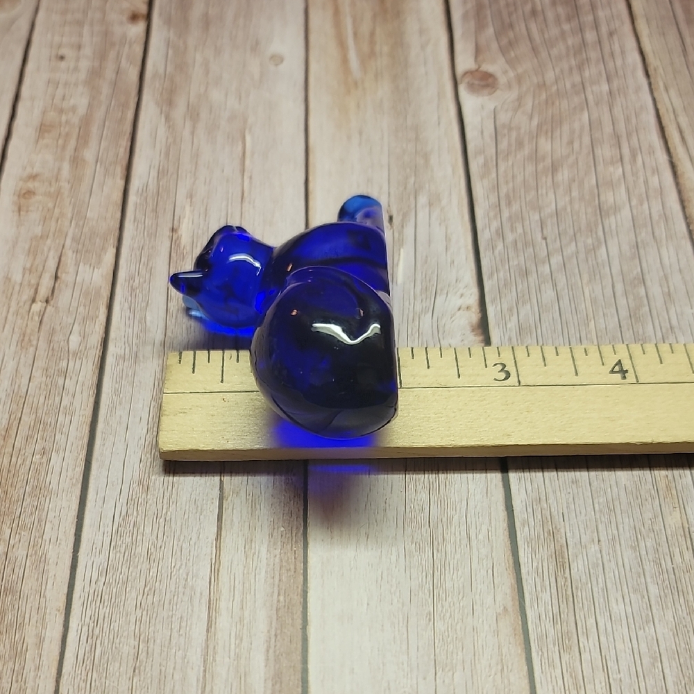 Vtg Cobalt Blue Art Glass Ally Cat Figurine. 1980's - Picture 9 of 9
